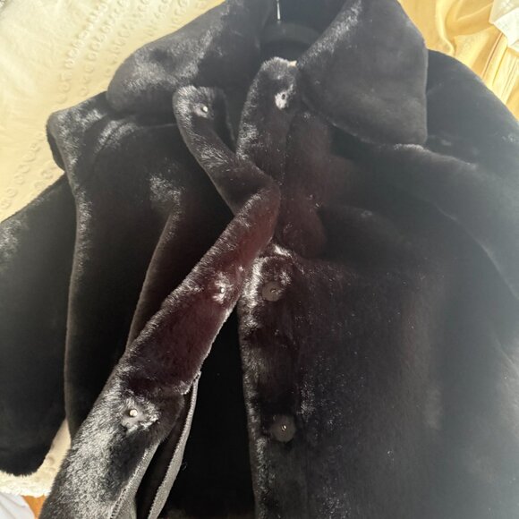 NWT Apparis Miller Short Coat Faux Fur Black Sz Medium Notch Collar Long Sleeves - Picture 5 of 12